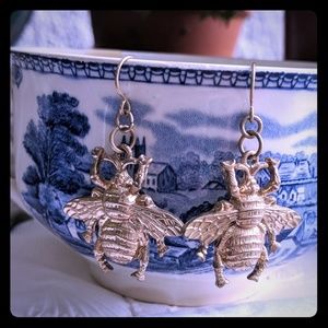 Vintage gold BEE earrings